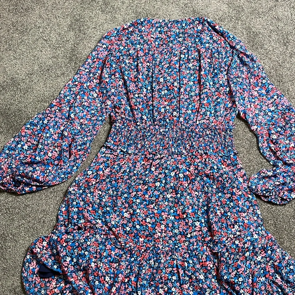 Draper James NWT Smocked Waist Shirtdress Spring Whispy Floral Summer Colorful - Picture 7 of 9